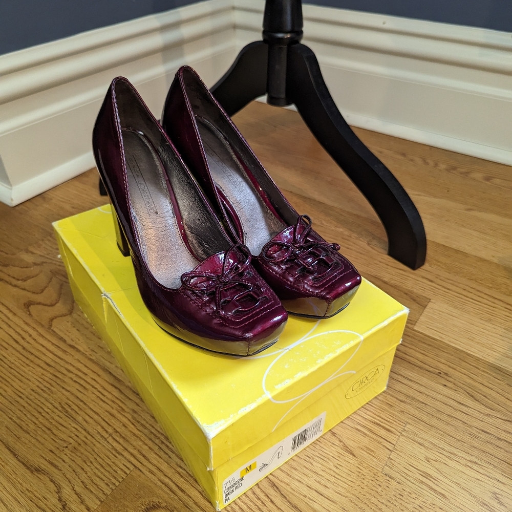 Circa Joan & David pumps